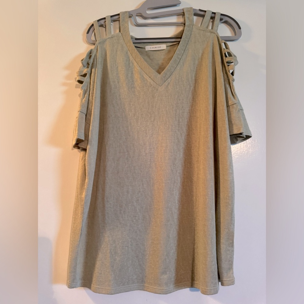 NWOT Cherish Women's Cold Shoulder Top